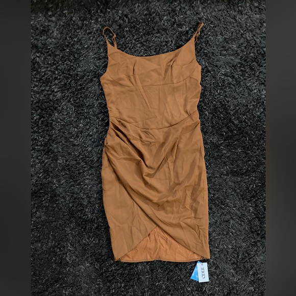 Ruched spaghetti strap slit mini dress - Picture 4 of 4